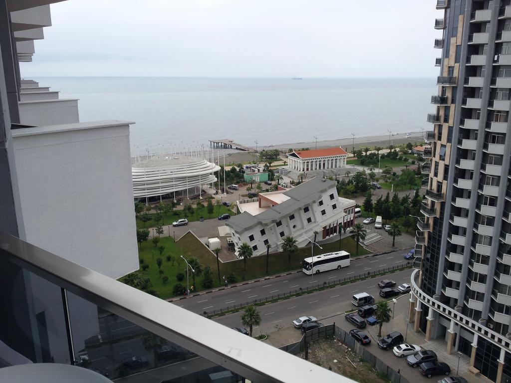 Sebi Apartment Batumi Towers Стая снимка