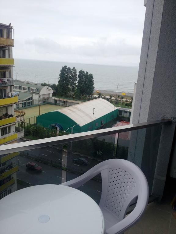 Sebi Apartment Batumi Towers Стая снимка