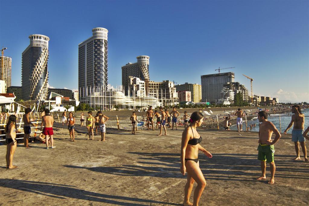 Sebi Apartment Batumi Towers Екстериор снимка
